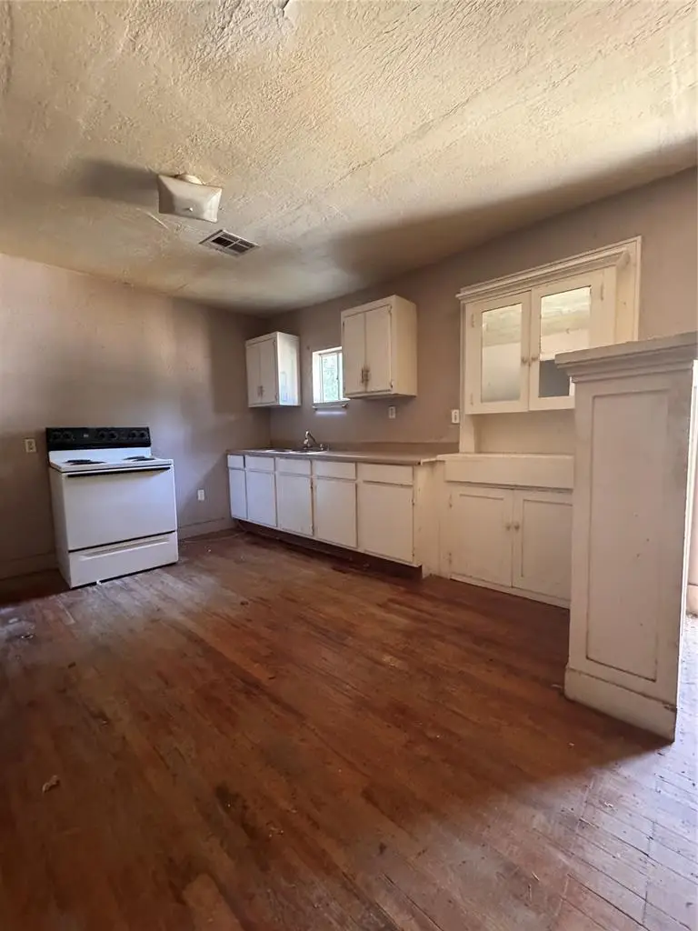 1837 NE 24th Street, Oklahoma City, OK 73111 - #2