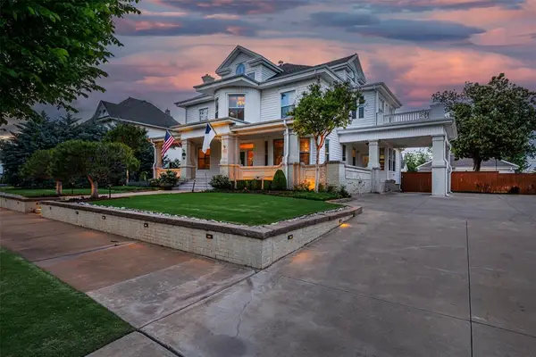 716 E Noble Avenue, Guthrie, OK 73044