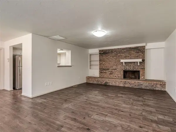 9025 N Rockwell Drive, Oklahoma City, OK 73132