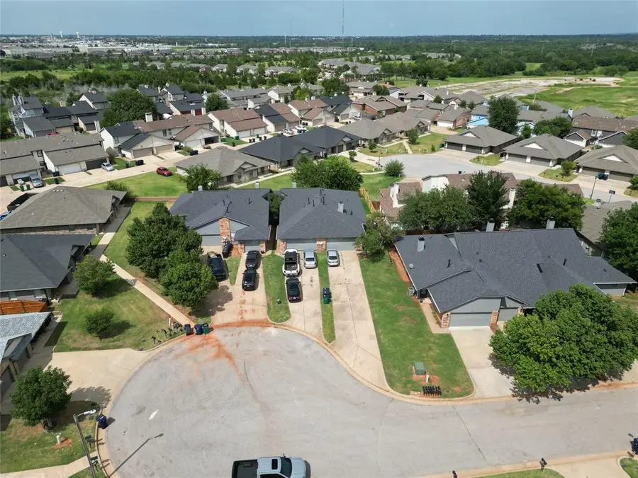 415 Vail Circle, Oklahoma City, OK 73114 - #2