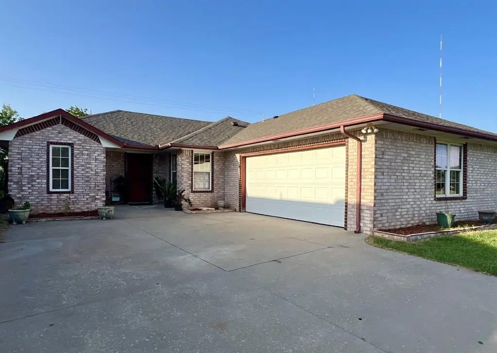 717 NE 85th Street, Oklahoma City, OK 73114 - #1