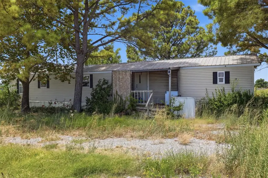 8215 N Meadow Lark Drive, Wynnewood, OK 73098 - #3