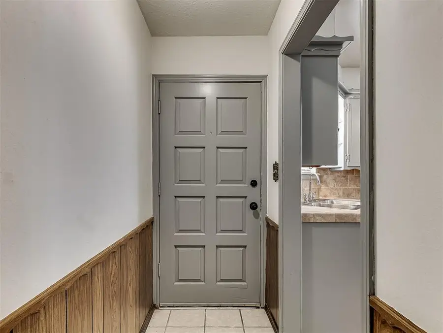 2525 SW 69th Street, Oklahoma City, OK 73159 - #3