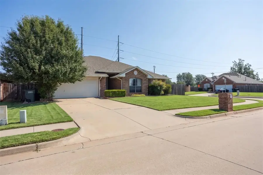 1613 Pinnacle Lane, Edmond, OK 73003 - #3