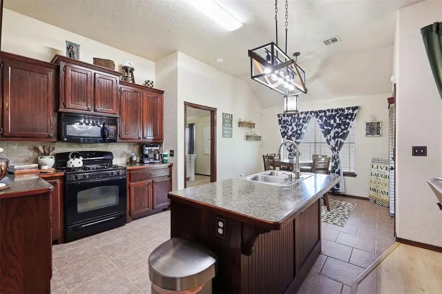 3304 Paul Drive, Oklahoma City, OK 73160 - #3