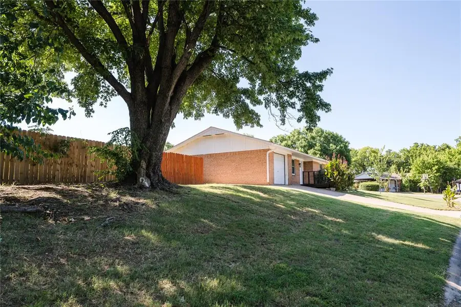 14 Crown Point, Pauls Valley, OK 73075 - #3