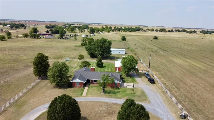258400 E 805 Road, Watonga, OK 73772 - #3