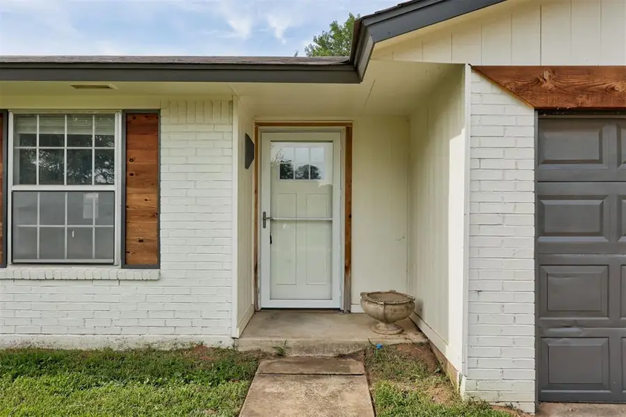 9616 NE 3rd Place, Oklahoma City, OK 73130 - #3