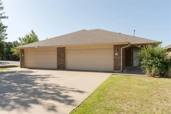 10 NW 156th Street #10, Edmond, OK 73013