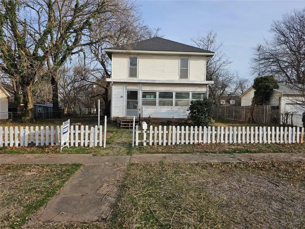 311 E Jefferson Street, Tecumseh, OK 74873 - #1