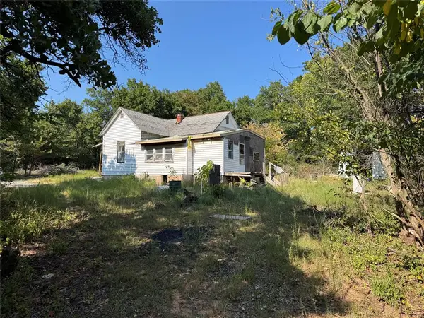 16110 E Tecumseh Road, Norman, OK 73026