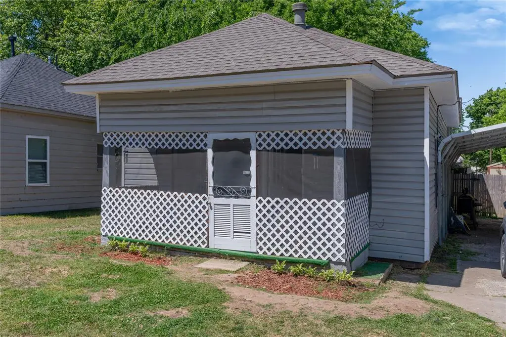 526 S Reno Avenue, El Reno, OK 73036 - #1