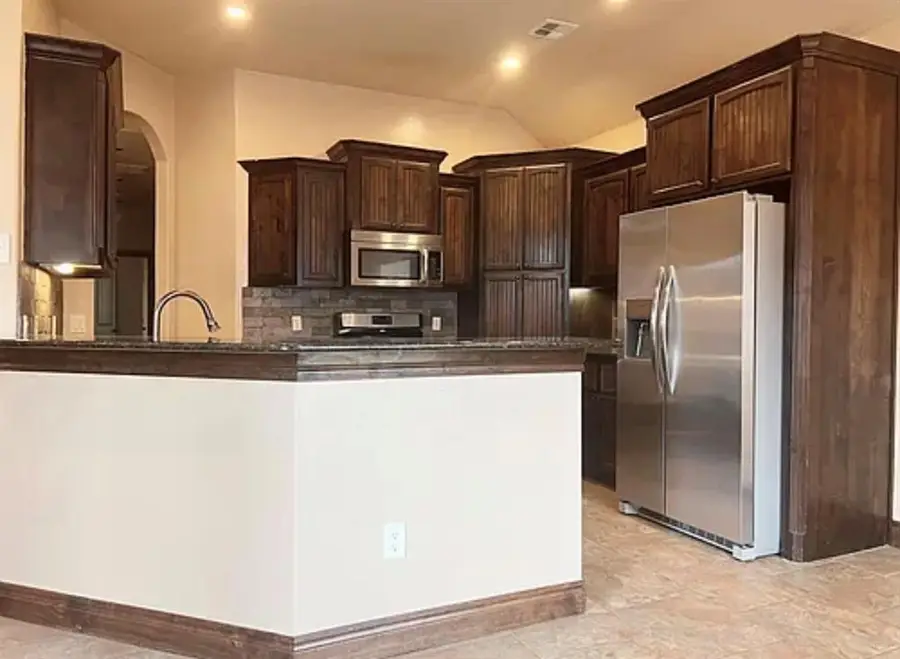 3712 Oakridge Circle, Edmond, OK 73034 - #3