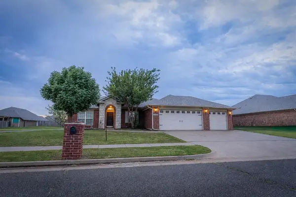 2500 NW 180th Street, Edmond, OK 73012