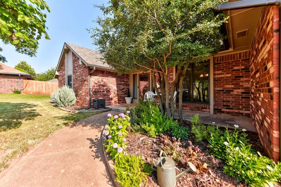 301 Little Chisholm Circle, Edmond, OK 73012 - #3