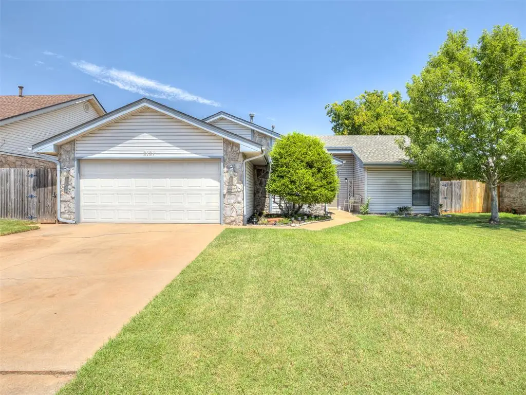 2121 Stepping Stone Trail, Edmond, OK 73013 - #1