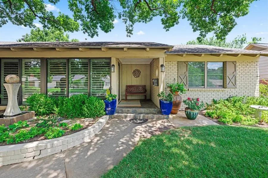 2221 NW 56th Street, Oklahoma City, OK 73112 - #2