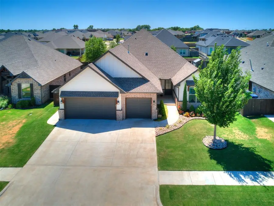 4721 Mustang Park Boulevard, Mustang, OK 73064 - #3