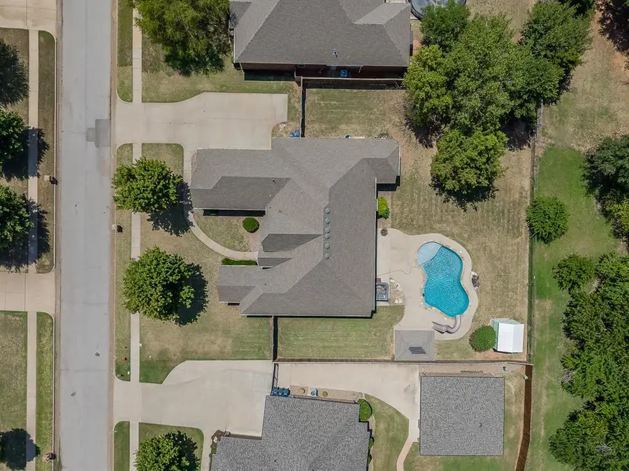 6313 Whispering Grove Drive, Oklahoma City, OK 73169 - #2