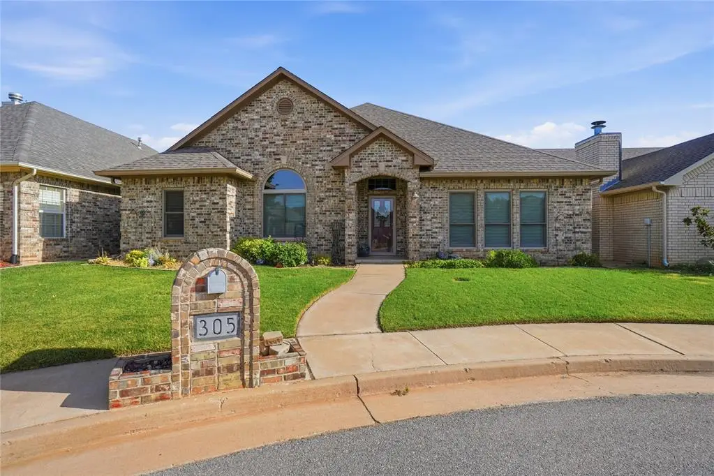 305 Tierra Rica Circle, Altus, OK 73521 - #1