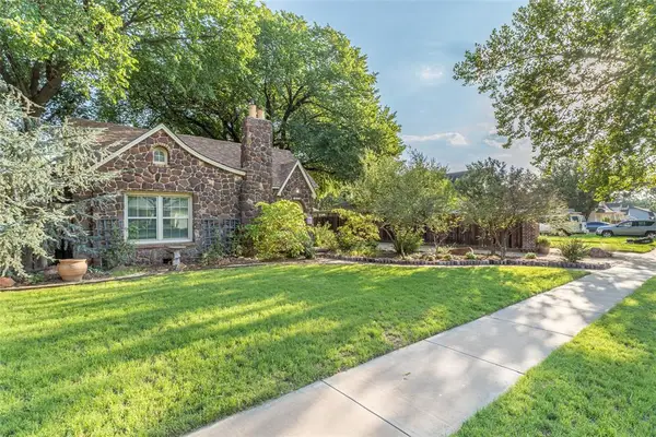 1021 W Broadway Avenue, Elk City, OK 73644