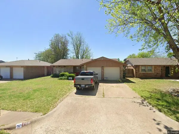 700 Robin Hill Road, Edmond, OK 73003