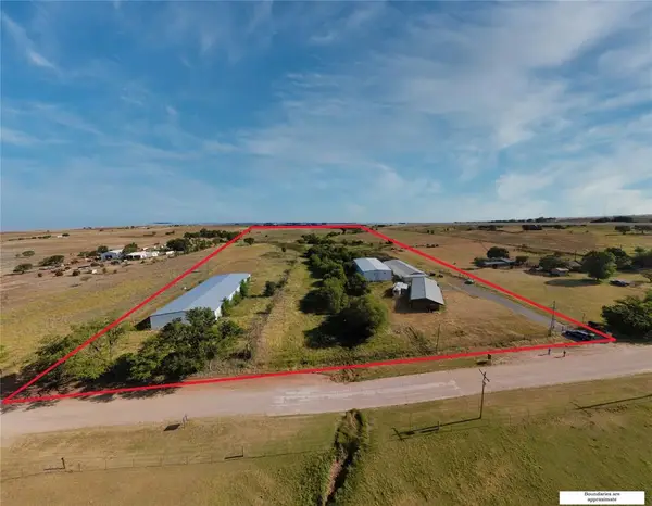 19967 E 1070 Road, Elk City, OK 73644