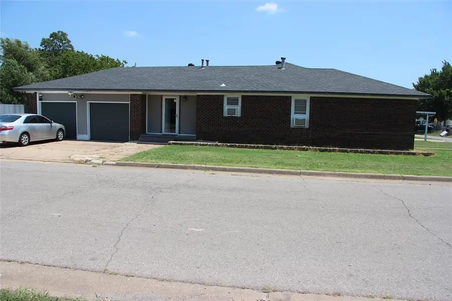 945 SW 51st Street, Oklahoma City, OK 73109 - #3