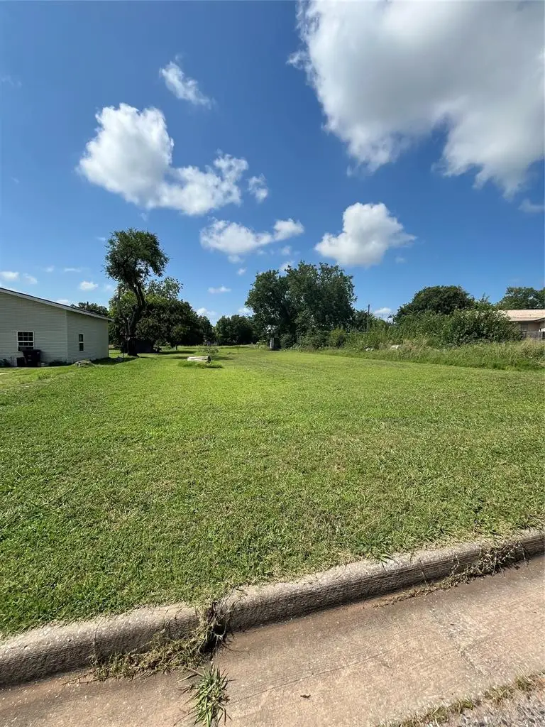 1731 W Midland Street, Shawnee, OK 74804 - #2
