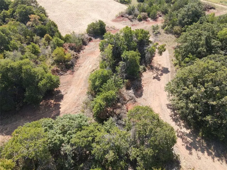 8650 Dobbs Road, Luther, OK 73054 - #3