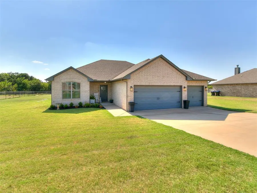 10740 Marion Dr, Edmond, OK 73034 - #2