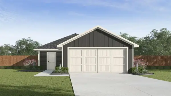 11537 SW 38th Street, Mustang, OK 73064