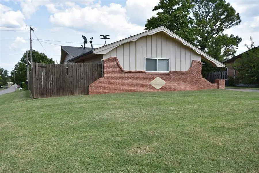 924 Cherokee Street, Seminole, OK 74868 - #3