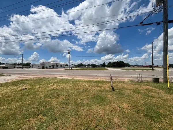 1614 S Green Avenue, Purcell, OK 73080