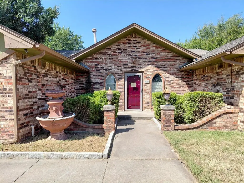 9707 Warriner Circle, Oklahoma City, OK 73162 - #1