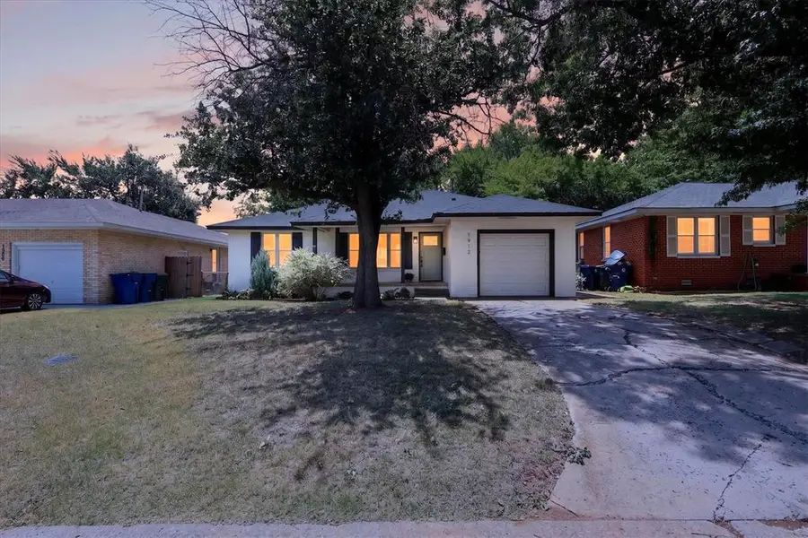 1912 Brighton Avenue, The Village, OK 73120 - #2