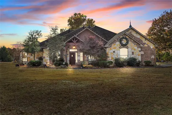 555 N White Chimney Road, Stuart, OK 74570