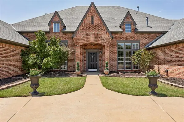 808 NW 153rd Terrace, Edmond, OK 73013