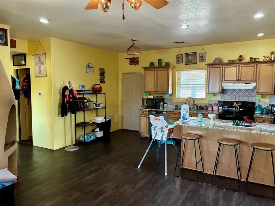 1405 Redstone Drive, Clinton, OK 73601 - #3