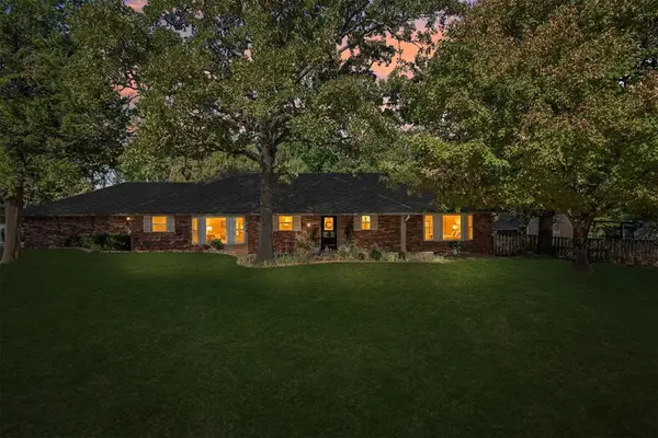10431 Black Oaks Drive, Oklahoma City, OK 73165