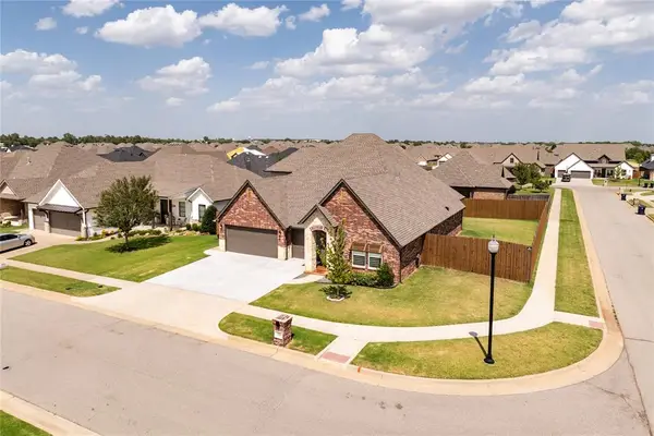 300 Bray Lane, Yukon, OK 73099