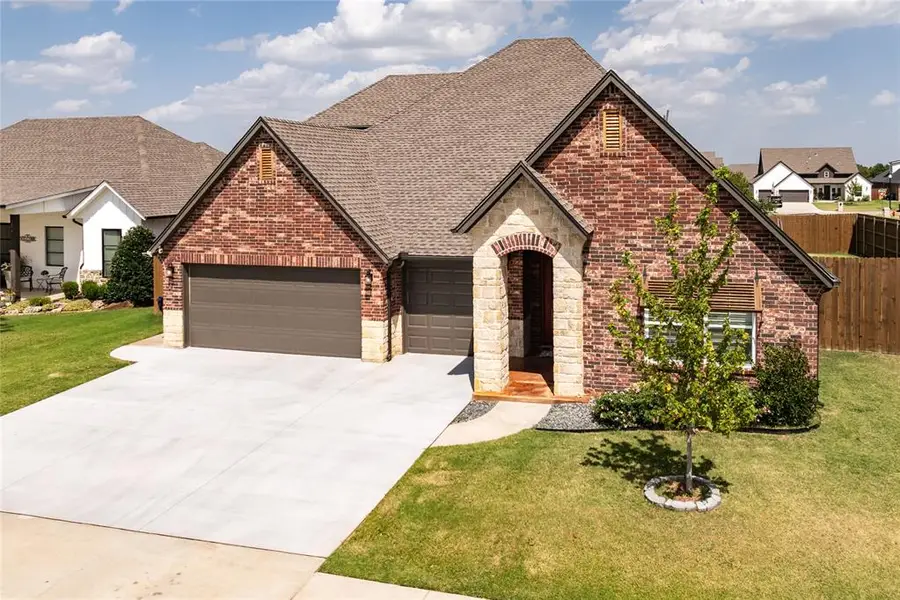300 Bray Lane, Yukon, OK 73099 - #3