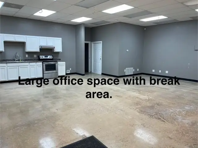 3212 E Walnut Street, Tecumseh, OK 74873 - #3