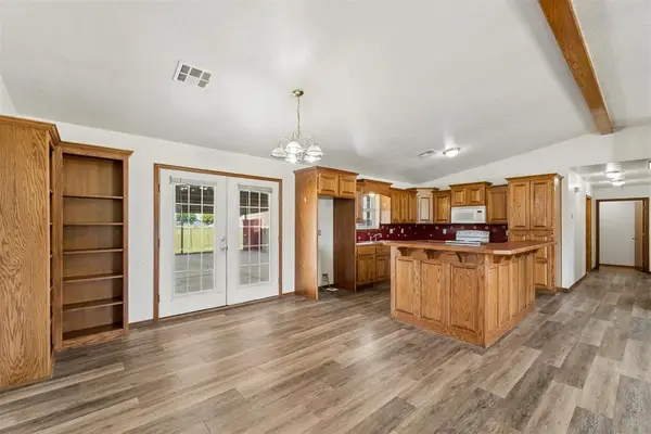 107 Cottonwood Road, Davis, OK 73030