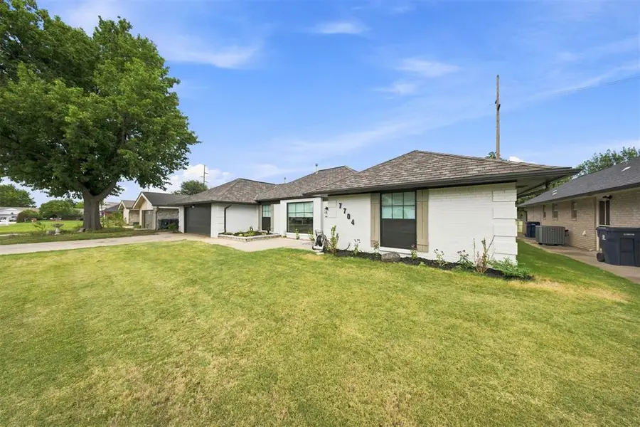 7704 Rumsey Road, Oklahoma City, OK 73132 - #3