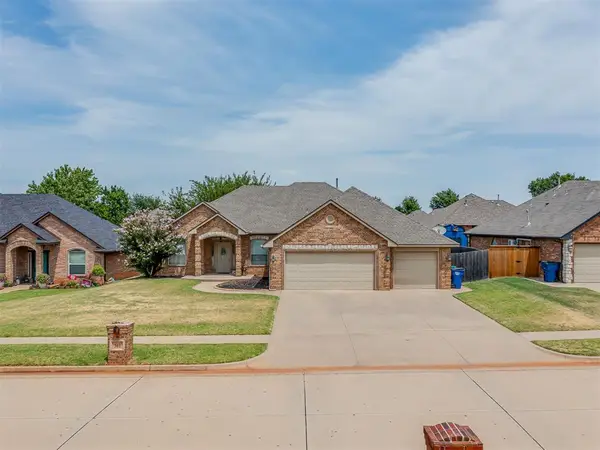 301 E Mobile Terrace, Mustang, OK 73064