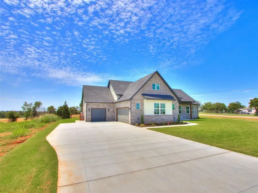 2901 Deer Run Trail, Guthrie, OK 73044 - #3