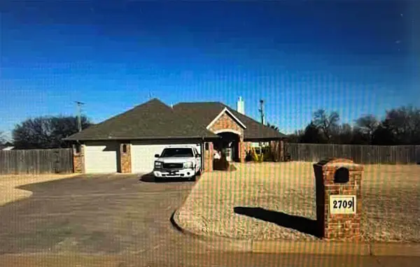 2709 Silver Crossings Circle, Piedmont, OK 73078