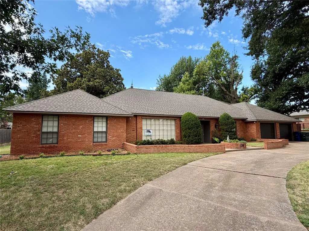 115 Maple Lane, Chickasha, OK 73018 - #1
