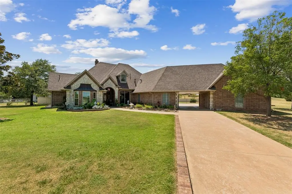 2901 W Idaho Avenue, Chickasha, OK 73018 - #1